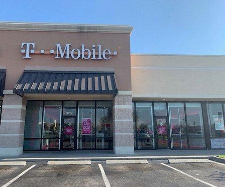 T-Mobile Experience Store