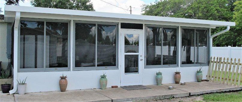 J & M Aluminum Inc