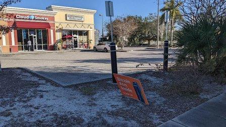 CoinFlip Bitcoin ATM - Cloud 9 Smokes (Clearwater)
