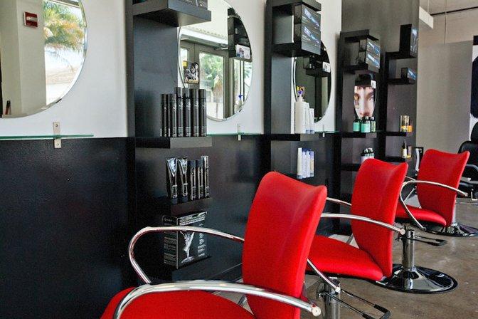 the salon 1.0 Paul Mitchell Focus Salon