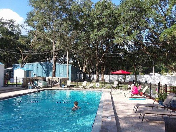 Happy Traveler Cabins and RV Resort