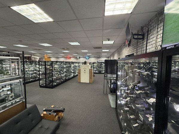 University Gun & Pawn Shop