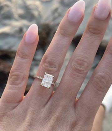 Dockside Diamonds