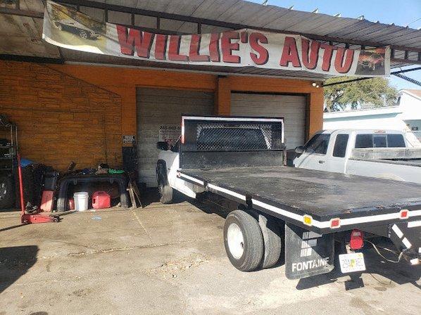 Willies Auto