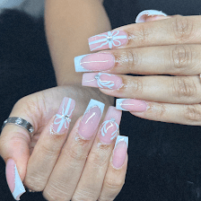 V Nail and Beauty Tampa