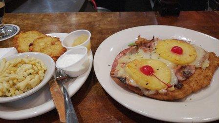 Mr. Dunderbak's Restaurant and Brewery