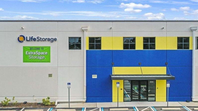 Extra Space Storage