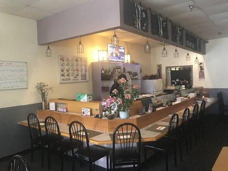 TOKYO SUSHI BAR