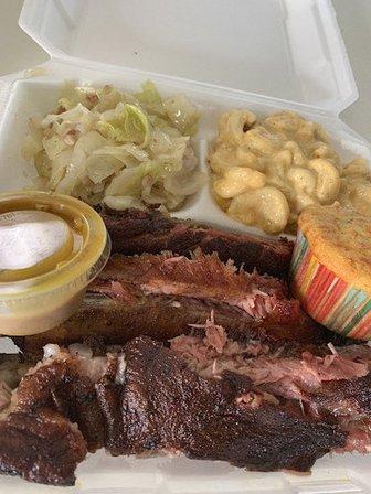 Boyds blazin bbq and bakery