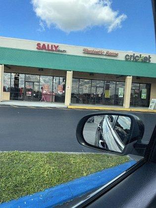 Mango Plaza