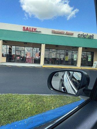 Mango Plaza