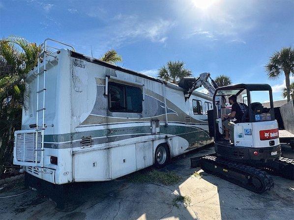 AAA Rousse Junk Removal