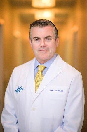 Robert M Lee, MD