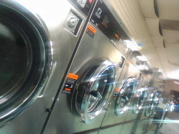 Tubs Coin Laundry