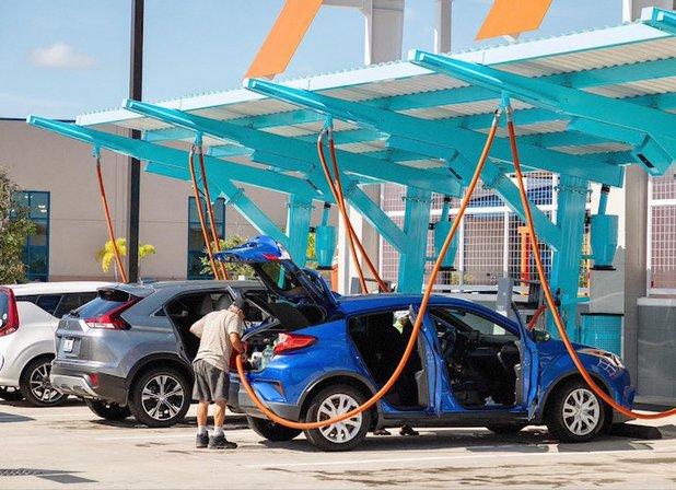 Bubble Down Car Wash