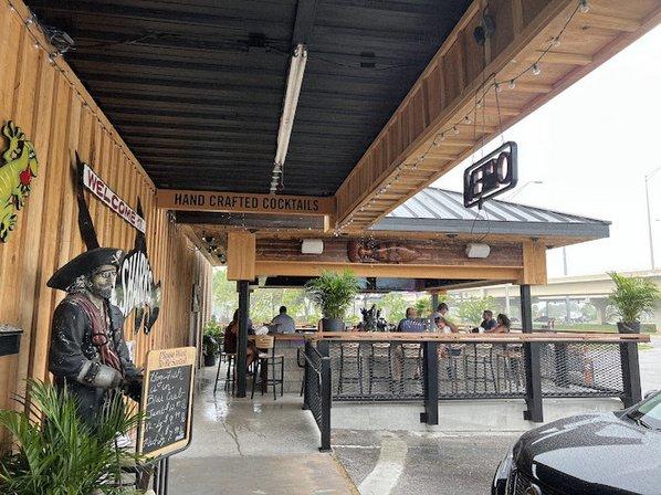 I.C. Sharks Seafood Market, Bar & Cafe