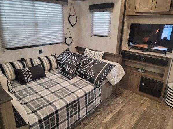 Heart of Mid Florida Rv Rental and Delivery