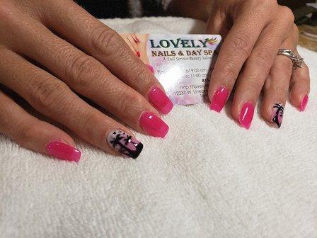 Lovely Nails & Day Spa