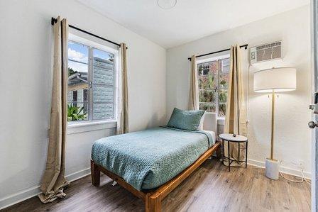 Satoshi Hideout Living