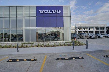 Crown Volvo Cars Service