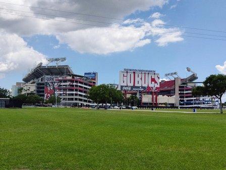 Lot 4 - steinbrenner parking
