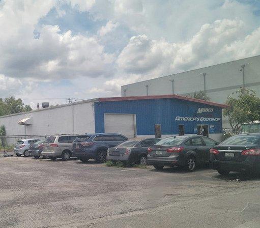Maaco Auto Body Shop & Painting