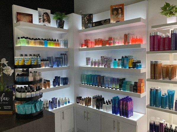 Retro Salon and Nail Studios