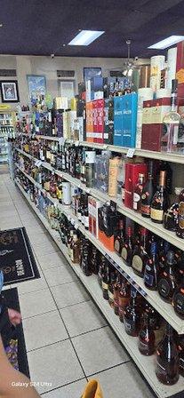 Pic Pac Liquors