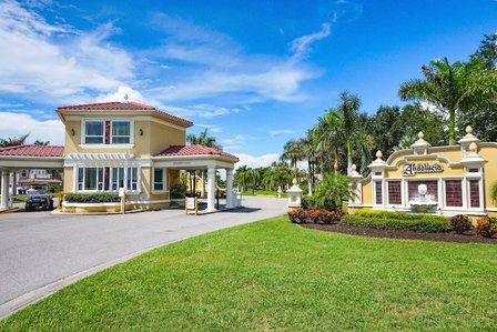 Trevor Skeens Realtor at RE/MAX Realty Unlimited
