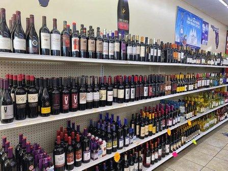Disston Liquor store