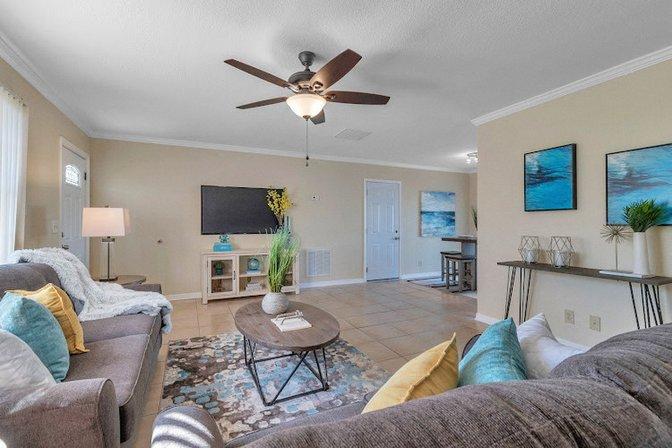 Spotlight Home Staging Pros