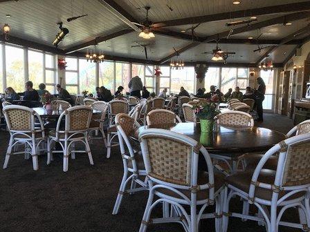 Serengeti Overlook Pub