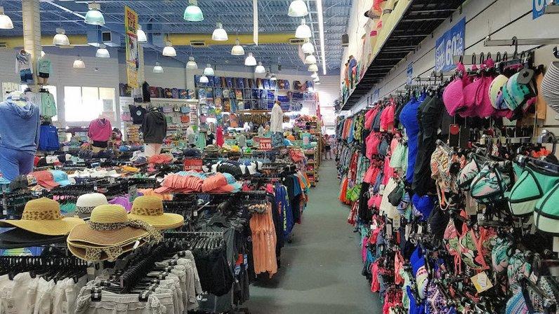 Surf Style 120: Surf, Swimwear, Sporting Goods in Madeira Beach