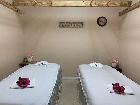 Pure Massage & Foot Spa