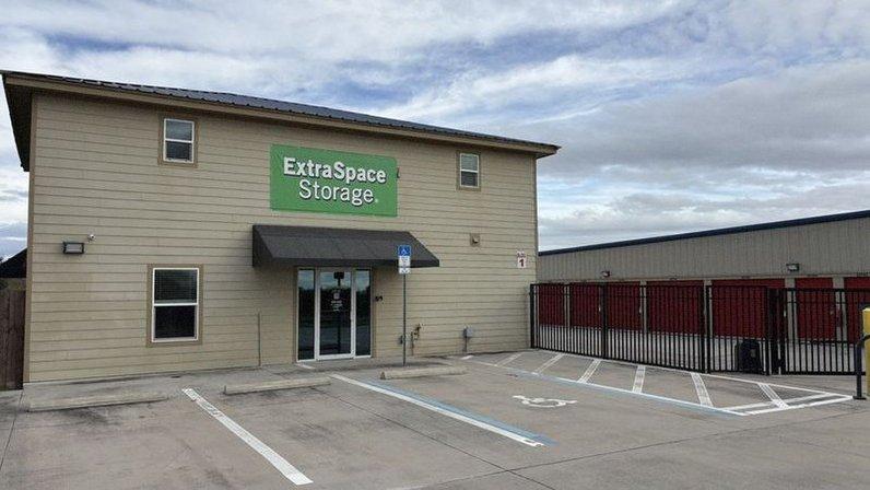 Extra Space Storage