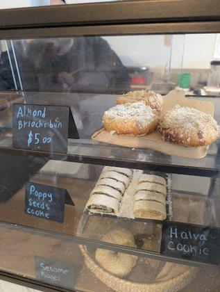 Crembo Bakery and Cafe