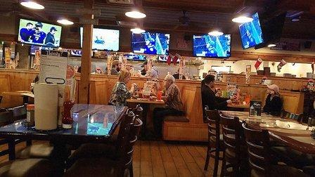 Hooters