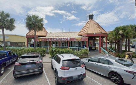 Surf Style 114: Surf, Swimwear, Sporting Goods in Madeira Beach