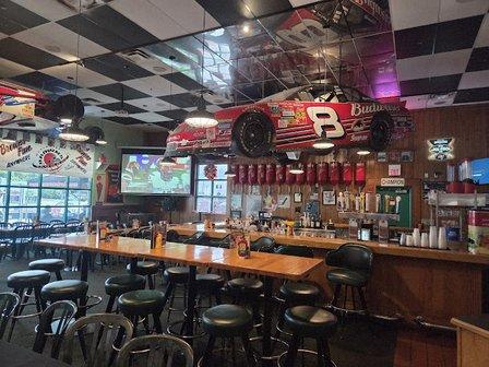 Quaker Steak & Lube