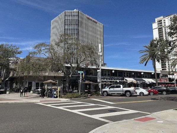 Murray Yacht Sales, St. Petersburg