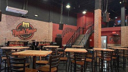 The Nash Keys Dueling Piano Bar & Restaurant