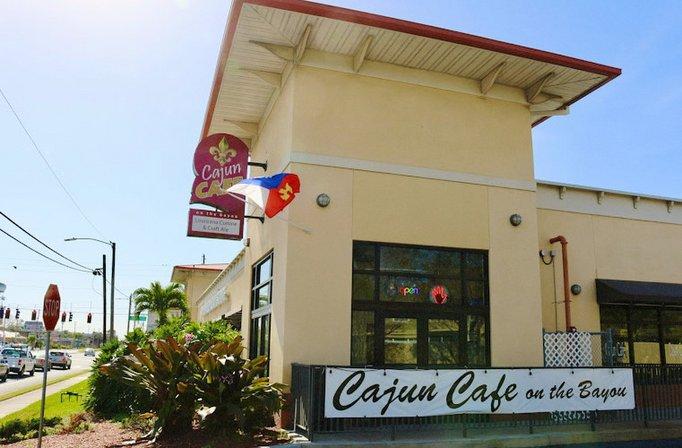 Cajun Cafe on the Bayou