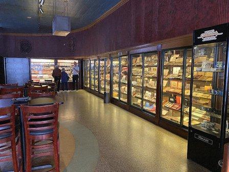 King Corona Cigars Bar And Cafe