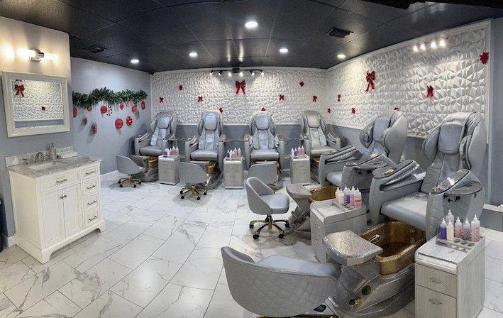 November Nails & Spa