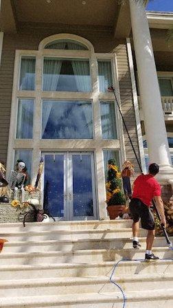 No Streaking Professional Window Washing