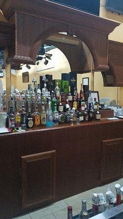 Mercedes Liquor Store
