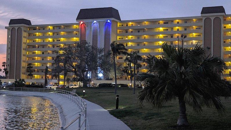 Sea Towers-Independence Cove