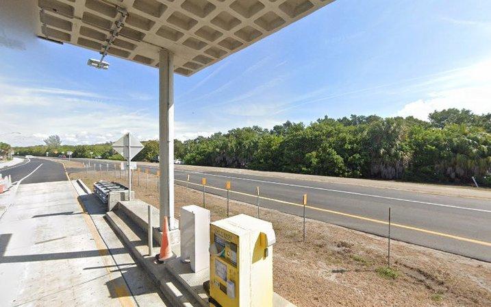 Florida Sun Pass Toll Plaza