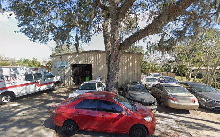 Island Auto Wholesale Llc