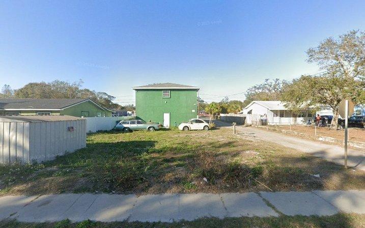 Russell Realty, We Buy Houses, LLC